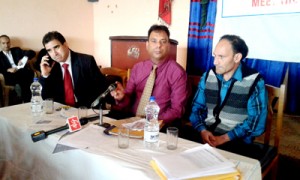 Chairman, working committee, DAK, Dr GM Mir along with others addressing a press conference at Srinagar on Wednesday.Chairman, working committee, DAK, Dr GM Mir along with others addressing a press conference at Srinagar on Wednesday.