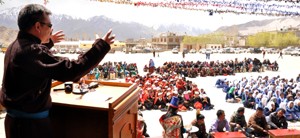 Chief Executive Councilor, LAHDC, Leh Rigzin Spalbar speaking during the concluding function of Bakula Education Campaign in Leh. 