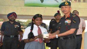 GOC Ferozpur Cantt awarding Aishwarya Laxmi