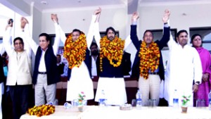 GA Mir, Sham Lal, Rigzin Jora and other senior Congress leaders during party rally at Akhnoor on Wednesday.