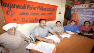 Swarna Choudhary addressing a press conference at Jammu on Sunday. -Excelsior/Rakesh