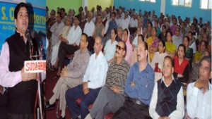Rajiv Chuni addressing PoK DPs on Sunday.