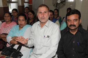 NTUF leader Gafoor Dar addressing press conference in Jammu on Thursday.  -Excelsior/Rakesh