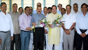 Dr Jitendra Singh being felicitated at an Intellectual Meet organized by the "Forum for Awareness of National Security" (FANS) at New Delhi on Monday.