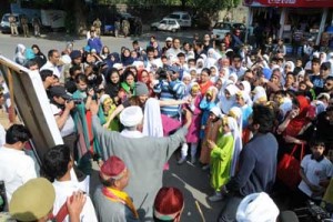 School children during run for laughter organised to promote ‘Welcome to Karachi’.