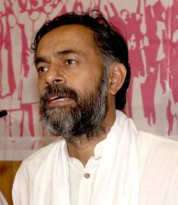 Yogendra Yadav, former leader of AAP talking to reporters at Jammu on Sunday.                -Excelsior/ Rakesh