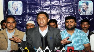 `President Employees Joint Action Committee (EJAC) Abdul Qayoom Wani along with senior leaders addressing a press conference on Monday. -Excelsior/Amin War