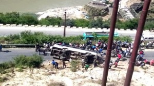 Ill-fated vehicle after accident at Pul Doda on Thursday. -Excelsior/ Tilak Raj