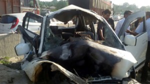 The ill-fated vehicle after fire incident at Panjgrian in Nagrota. 