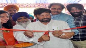 Minister for Health, Ch Lal Singh inaugurating Andhra Bank branch at Guru Nanak Nagar on Saturday.
