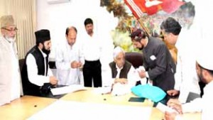 Chief Minister Mufti Mohd Sayeed interacting with a deputation in Srinagar on Tuesday.