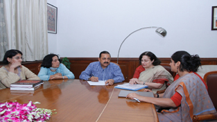 Union Minister Dr Jitendra Singh interacting with a delegation of "Parzor Foundation", a UNESCO associated registered organization devoted to the cause of coexistence of different cultures in India with special focus on Parsi community, at New Delhi.