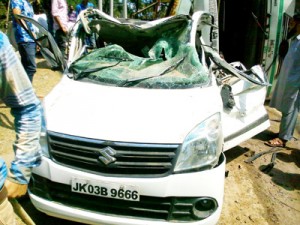 Ill-fated vehicle after accident near Nashri in district Ramban.        -Excelsior/Pervaiz