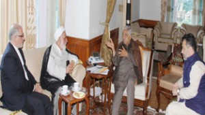 Former Speaker of IranianParliament, Ayatollah Ali Akbar and Iran’s Ambassador to India, Gholemreza Ansari in a meeting with Chief Minister, Mufti Mohd. Sayeed at Srinagar.