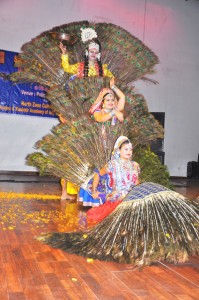 Excelsior Correspondent Jammu, June 17: Sanskritik Yatra-2015, a folk Music and Dance programme was jointly organized by North Zone Cultural Centre and Jammu and Kashmir Academy of Art, Culture and Languages at Police Auditorium, Jammu. V.K Sambyal, Director Radio Kashmir, Jammu was the chief guest and Anjali Sharma, Director Doordarshan, Jammu was the guest of honour. Prof Lalit Mangotra, Convenor Dogri, Sahitya Academy, New Delhi, and  Dr. Arvinder Singh Amn, Additional Secretary, Jagjit Singh, Programme Officer, North Zone Cultural Centre, Patiala, Kamlesh Kumari   were also present in the presidium. While delivering his address, V.K Sambyal said that showcasing the Folk Music and Dance traditions of various States enables Jammuites to witness and feel the diversified culture  of secular India.  While applauding the effots of North Zone Cultural Centre and Jammu and Kashmir Academy of Art, Culture and Languages in organizing such a Mega Event in the heart of  the city, he futher said that such programmes will provide a platform to the artists of Jammu region to equally perform with the artists of other states and will also interact with them. Anjali Sharma, said that after a long period, the audience of Jammu region witnessed the glimpses of traditional folk forms of other parts of the country and complimented JKAACL AND NZCC for providing an opportunity to the artists of Jammu region in particular and to the public in general. While appreciating the performances of participating states, she said that after doing such a marvelous composite and diverse culture of India, one can well imagine the strength and richness of India. Earlier, while welcoming the distinguished Guests, Dr. Arvinder Singh Amn briefed about the future activities of the Academy. He said that Sanskritik Yatra-2015 commenced today at Jammu will perform at Srinagar  on June 19, on June 21, at Kargil, and from June 22 to 25 at Leh.  The proceedings of the programme were conducted by Sanjiv Shad and Vote of thanks was presented by Ashok Gupta, Editor Dogri, JKAACL. The states who performed include:- Jhoomar and Folk Music Programme by Punjab, Bihu by Assam, DKaalvelia  and Folk Music Programme by Rajasthan, Fog by Haryana, Mayoor by Uttar Pradesh, Siddhi-Dhamaal by Gujarat and Jaagarna by J&K.