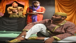 A scene from the play ‘Kya Karega Qaazi’ staged by Natrang in its Sunday Theatre.