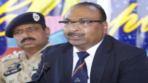 July- 25,2015- SRINAGAR : Dilbagh singh Additional Director General of Police address a press conference in srinagar on Saturday. Photo/Mohd Amin War