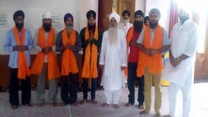 DGPC, Doda office bearers along with Dera Nangali Sahib Mahant Manjit Singh on Sunday.