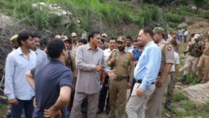Former Minister GM Saroori interacting with officers of sub-division Chatroo on Wednesday.