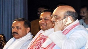 BJP National President Amit Shah flanked by Union DoNER Minister Dr Jitendra Singh at the Maha-Sampark Abhiyan in Guwahati on Tuesday.(UNI)