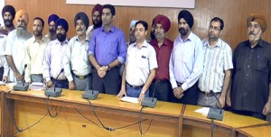 New office bearers of DGPC Udhampur posing for a photograph.