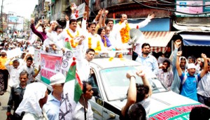 NPP leaders and activists taking out protest rally in Jammu on Saturday.    -Excelsior/Rakesh