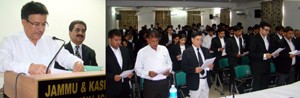 Justice JR Kotwal administering oath to newly enrolled advocates.