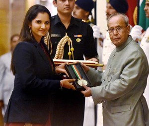 Ace Tennis Star Sania Mirza receiving Khel Ratna Award from President of India Pranab Mukherjee in New Delhi on Saturday.