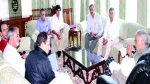 Chief Minister, Mufti Mohammad Sayeed interacting with a delegation of Associated Chamber of Commerce & Industry Kashmir on Thursday.