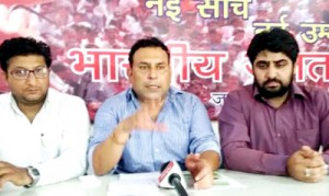 BJYM leaders at a press conference at Jammu on Monday. —Excelsior/Rakesh