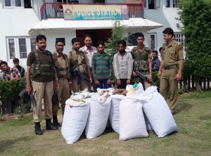 Poppy smugglers in police net.
