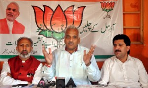 State BJP leader and MLC Ramesh Arora  addressing a press conference in Srinagar on Wednesday.      -Excelsior/Amin War