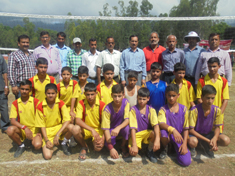Winners posing for a group photograph alongwith chief guest, Vinod Kumar Soni, Chief Education Officer Reasi and DYSSO Reasi, Swaran Singh Chib.