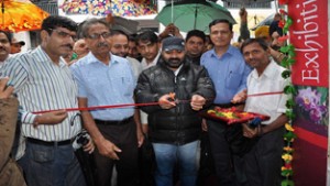 Minister for Social Welfare, Bali Bhagat inaugurating PIC at HSS Batote on Tuesday. 