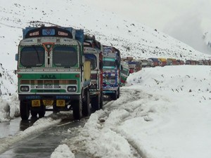 Trucks stranded at Dongimarg on Mughal Road.—Excelsior/Younis Khaliq