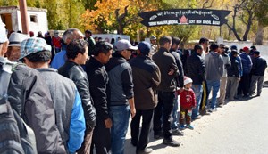 A long queue of voters at Basgo polling station in Leh on Saturday. -Excelsior/Stenzin