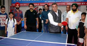 SK Sharma, Executive Director Power Grid Corporation of India Limited, Northern Region-II inaugurating Table Tennis Championship at Indoor Complex in MA Stadium. 