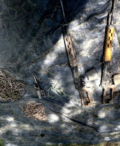 Arms and ammunition recovered at Handwara. —Excelsior/Aabid Nabi
