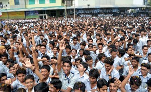 A large assembly of Allen Career Institute students.