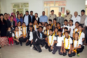 State speedball team posing for a group photograph before leaving for Delhi.