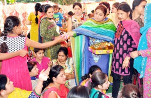 MoS for Culture, Priya Sethi exchanging greetings during special festival event at Jammu on Thursday.