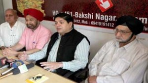 Rajiv Chuni interacting with media persons at Jammu on Wednesday. —Excelsior/Rakesh