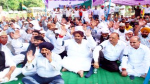 Cong leaders staging protest against anti-reservation policies of PDP-BJP Govt in Jammu on Tuesday.-Excelsior/Rakesh
