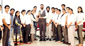 Prof Neelu Rohmetra presenting memento to Resource Person during culmination of 3-day workshop by ICccR & HRM at JU on Saturday.