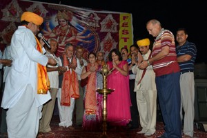 Prof Ashok Aima, VC of CUJ, and others offering prayer during Navratra Festival at Shri Lakshmi Narayan Temple at Gandhi Nagar.
