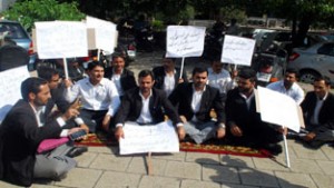 Pahari speaking lawyers during protest at Jammu on Tuesday. -Excelsior/Rakesh