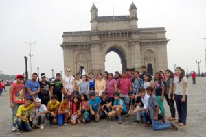 Students of Jodhamal Public School posing for group photograph at Gate of India during their Mumbai-Goa Trip