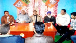 BJP National vice president Avinash Rai Khanna and BJP State president Jugal Kishore Sharma during a meeting of BJYM at Srinagar on Thursday.-Excelsior/Amin War