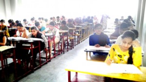 Students appearing in ANTHE-2015 by Aakash on Sunday.