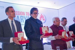 Haryana Chief Minister, M L Khattar, Bollywood actor, Amitabh Bachchan and others during the launch of Mission TB-Free Haryana.